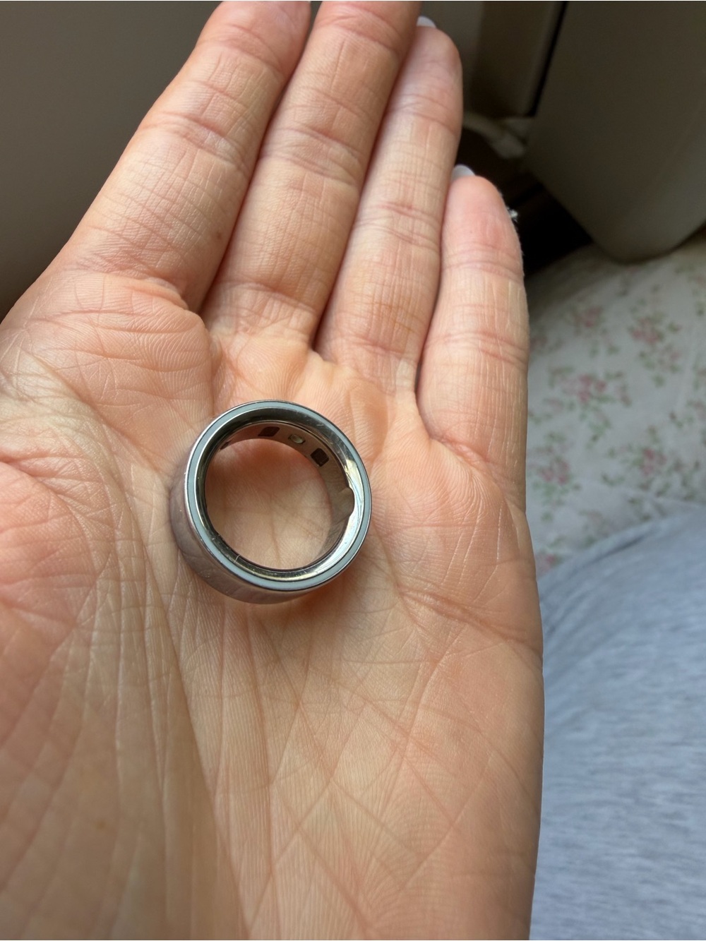 Oura ring - Picture 4 of 7